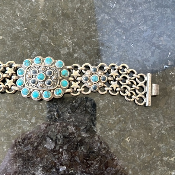 Chain bracelet with star and turquoise detailing - Picture 2 of 3